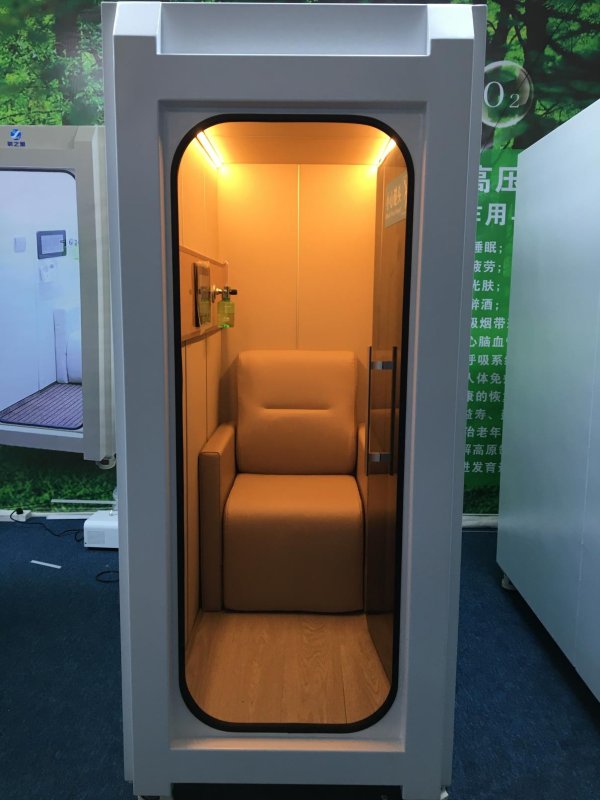 Vertical cabin